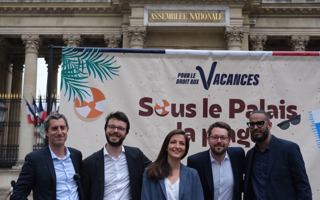 Dépôt d’une proposition de loi pour le droit aux vacances pour tous