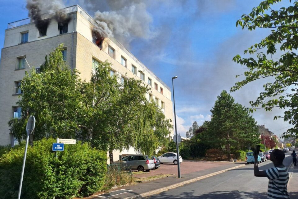 Squat en proie aux flammes à Caen : symptôme d’une politique de l’abandon