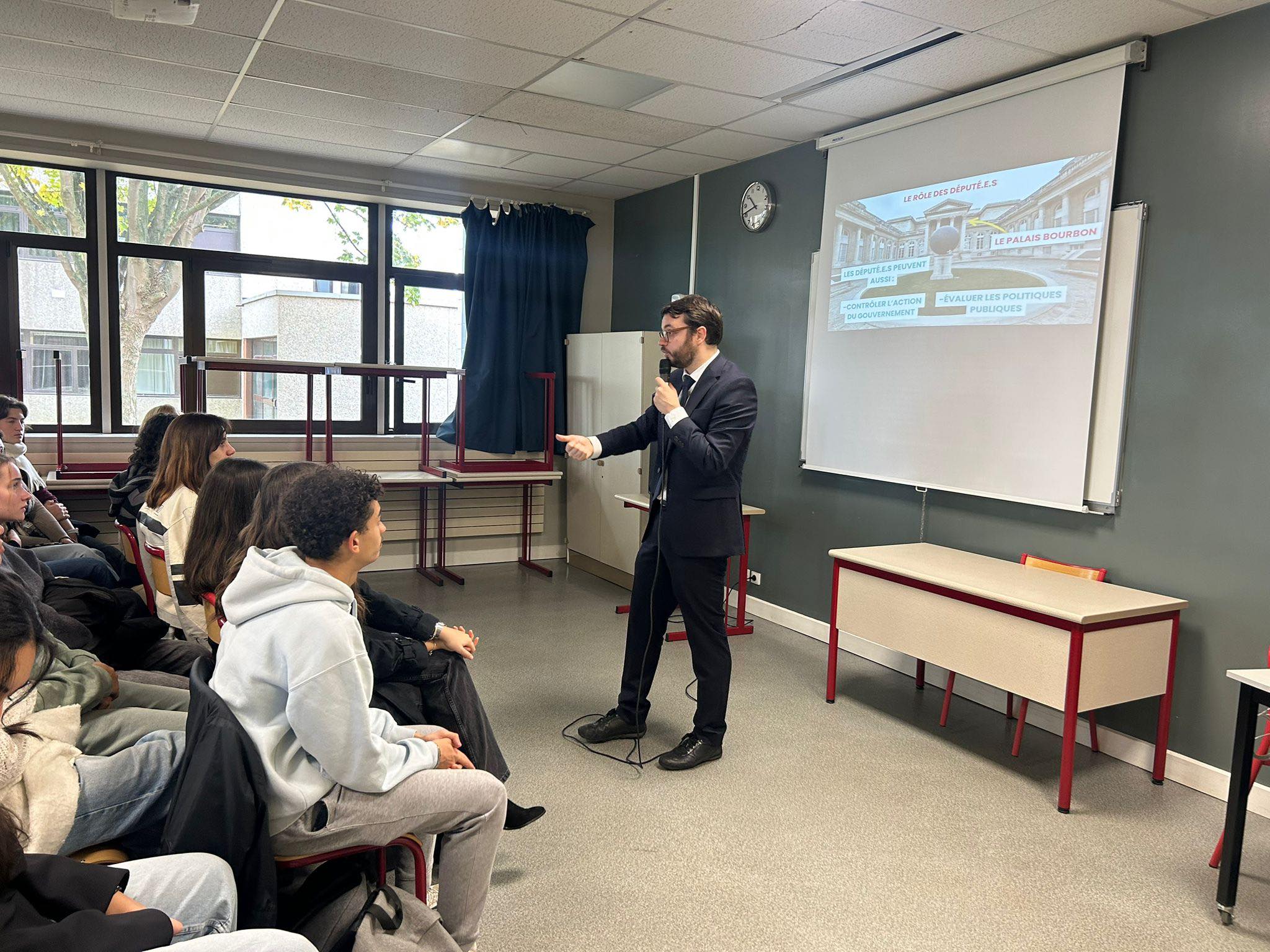 Échanges avec des lycéens de la circonscription
